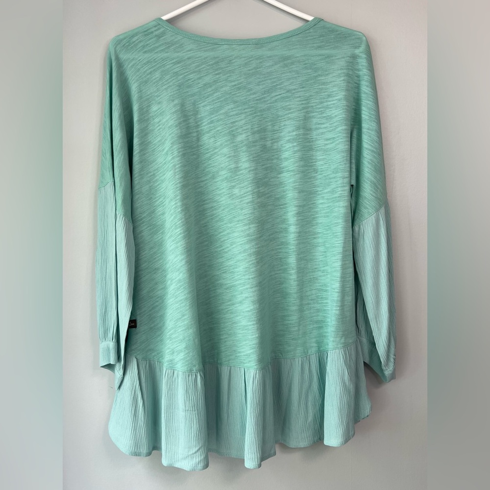 NEW! Matilda Jane 3/4 Sleeve Ruffle Top Misty Teal Women’s Shirt Size Medium - Picture 7 of 7